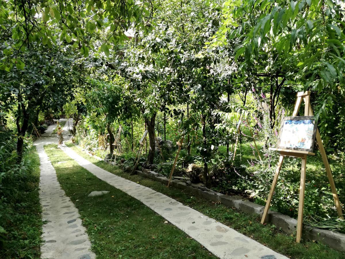 Guest House Gallery Oni Exterior photo