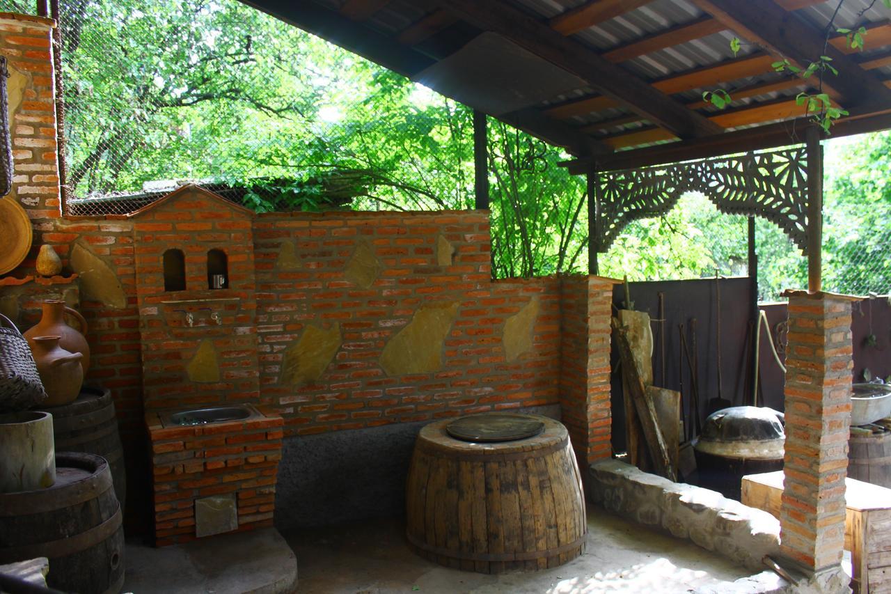 Guest House Gallery Oni Exterior photo